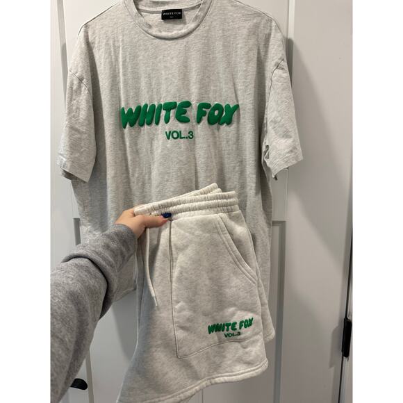 White Fox Sweat Set Green and White size Large - Picture 6 of 6